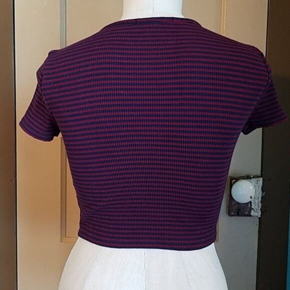 Forever 21 Shirt Crop Top Navy Maroon Strip Jr Juniors Extra Small WOMEN'S - Picture 4 of 9